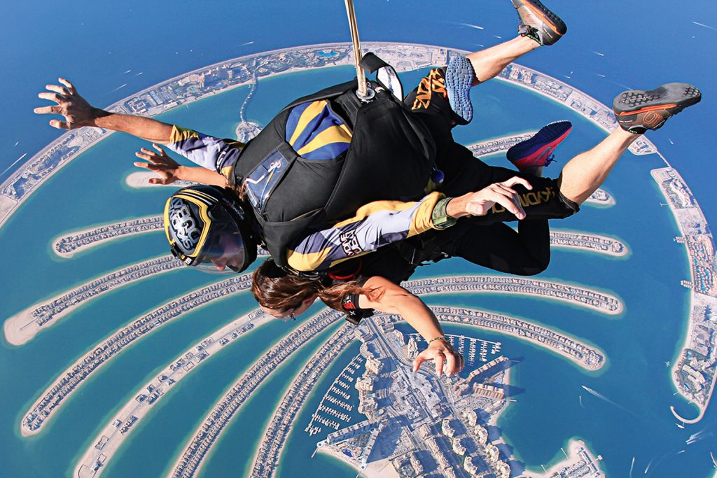 Free fall from heights with Skydive Dubai